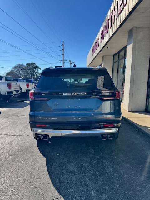 2025 GMC Acadia Denali