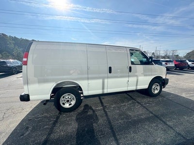 2025 GMC Savana Cargo Base