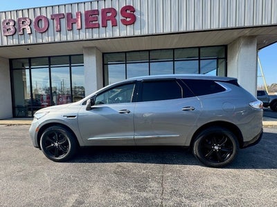 2023 Buick Enclave Essence